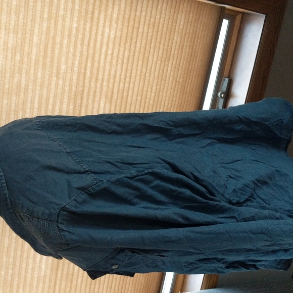 1x, Monroe and Main, button shirt - Picture 2 of 4